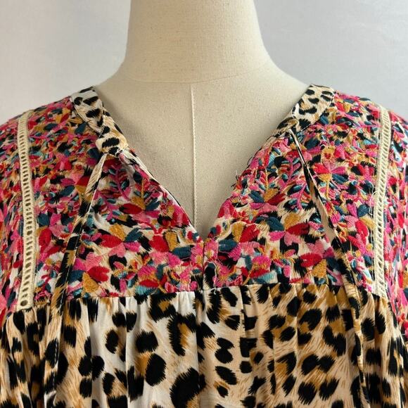 Savanna Jane Cheetah Print Floral Top with Tassels Size S - Picture 2 of 5